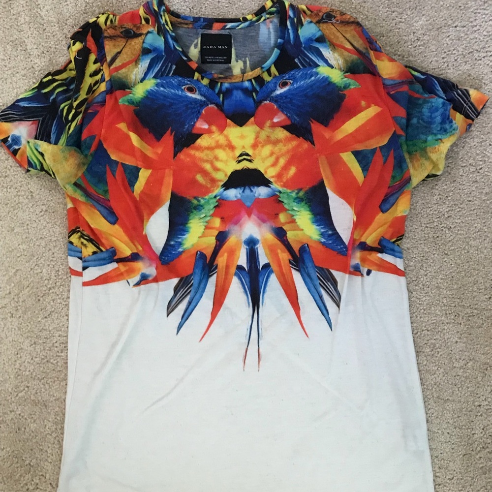 Tropical Parrot Shirt!